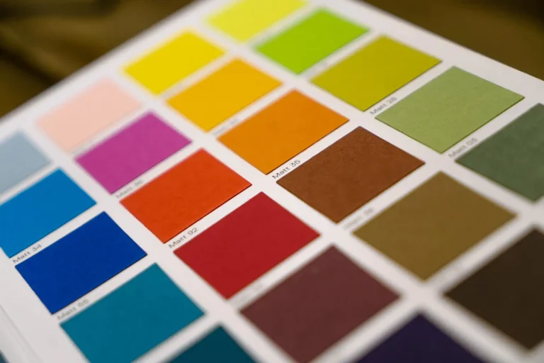 Palette de couleurs variées en gros plan