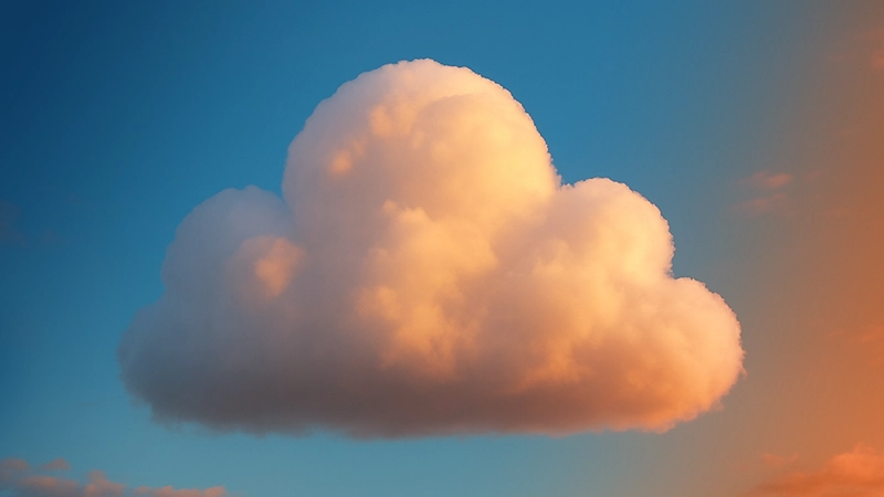 Nuage moelleux au coucher de soleil